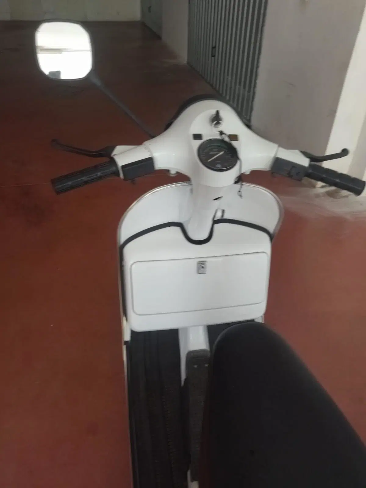 Piaggio Vespa PX  (3)