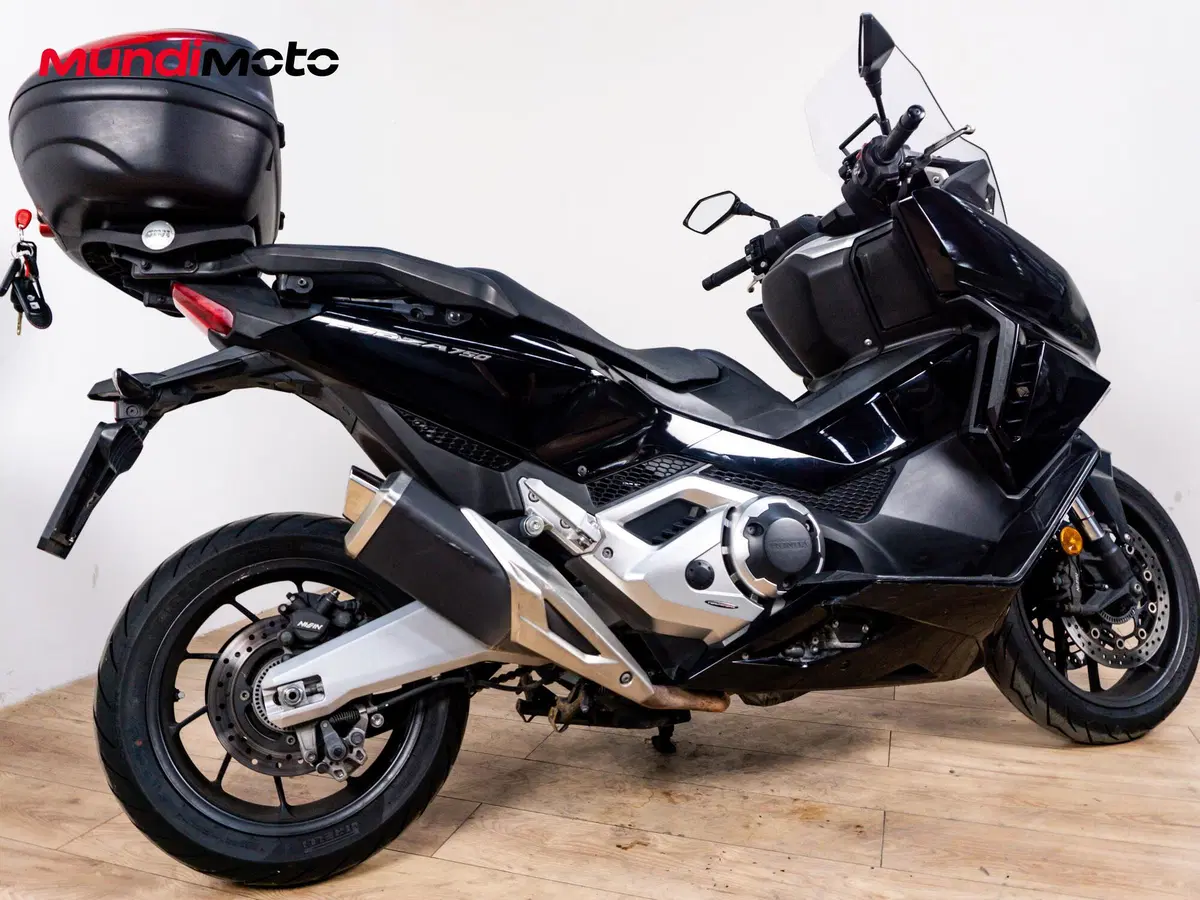 Honda Forza 750 (2025 - 26) (3)