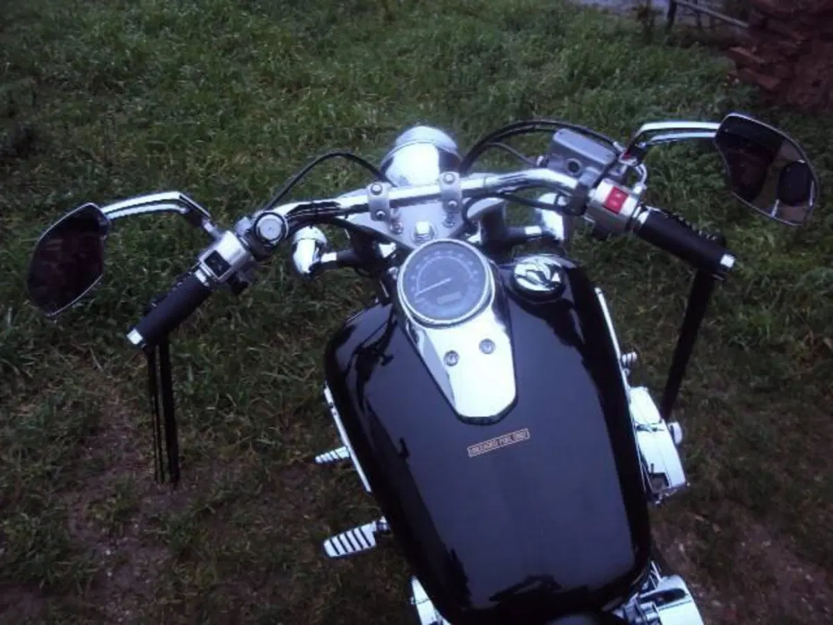 Honda VT 750 Shadow Spirit (10)