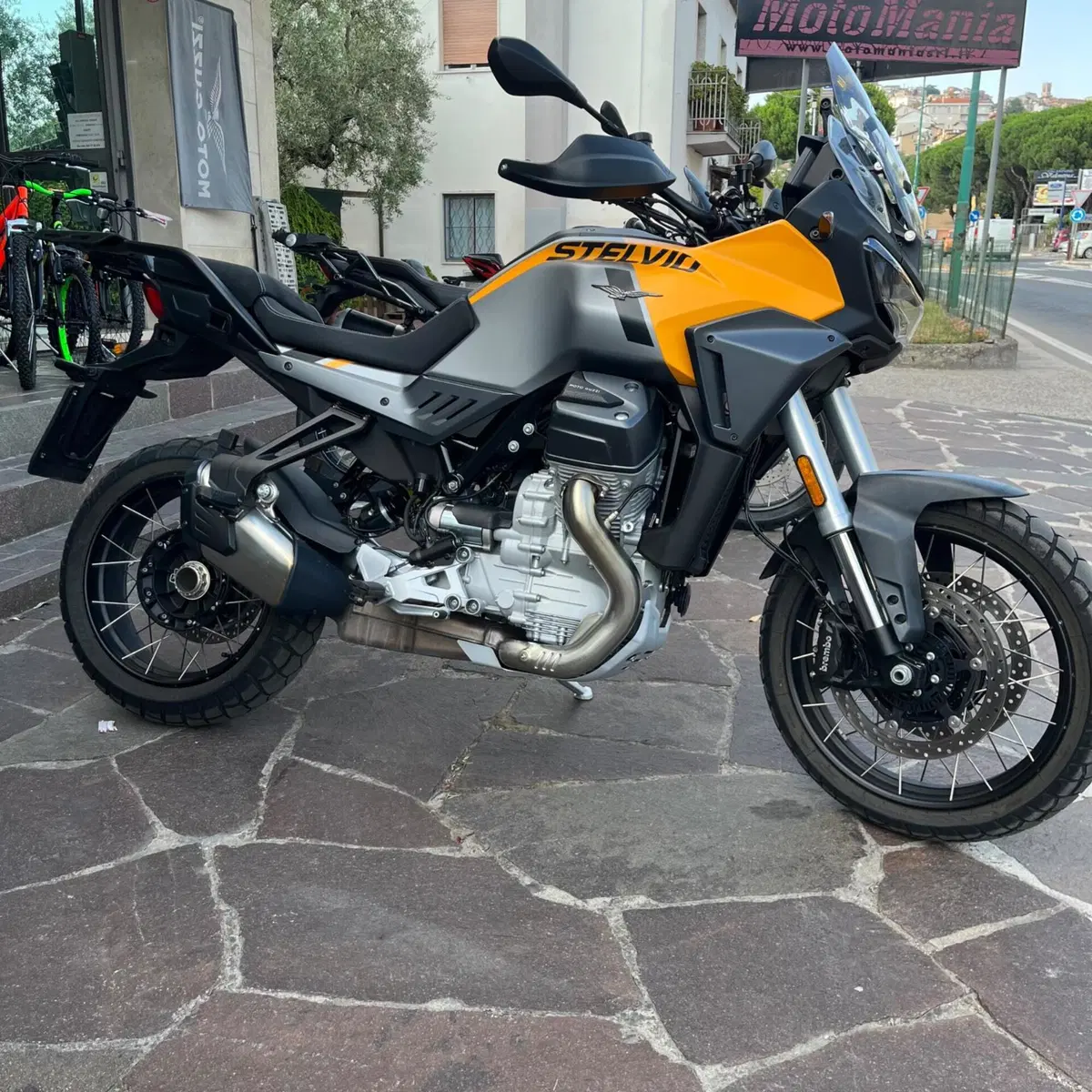 Moto Guzzi Stelvio PFF (2024 - 26) (6)