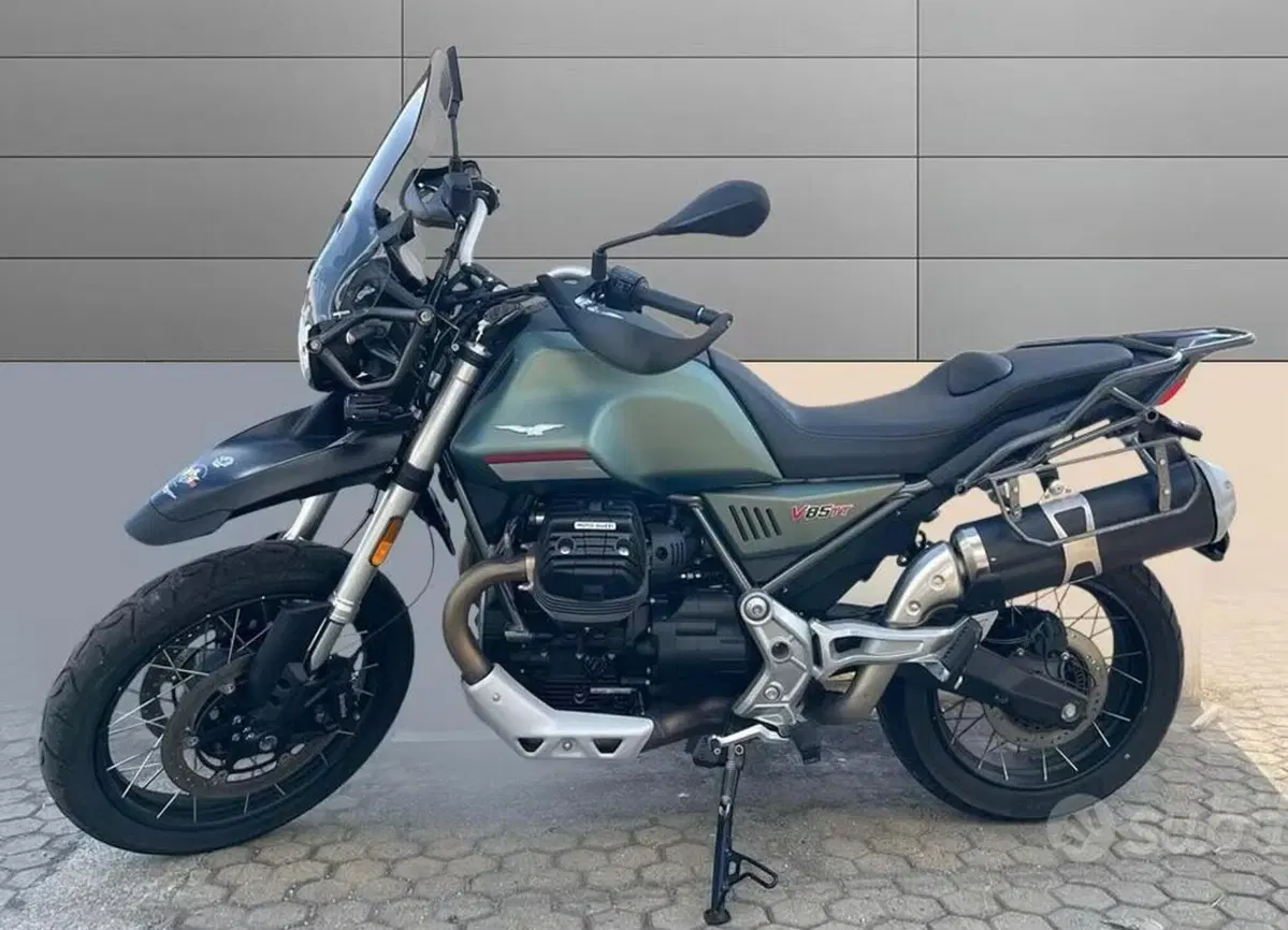 Moto Guzzi V85 TT (2021 - 23) (3)