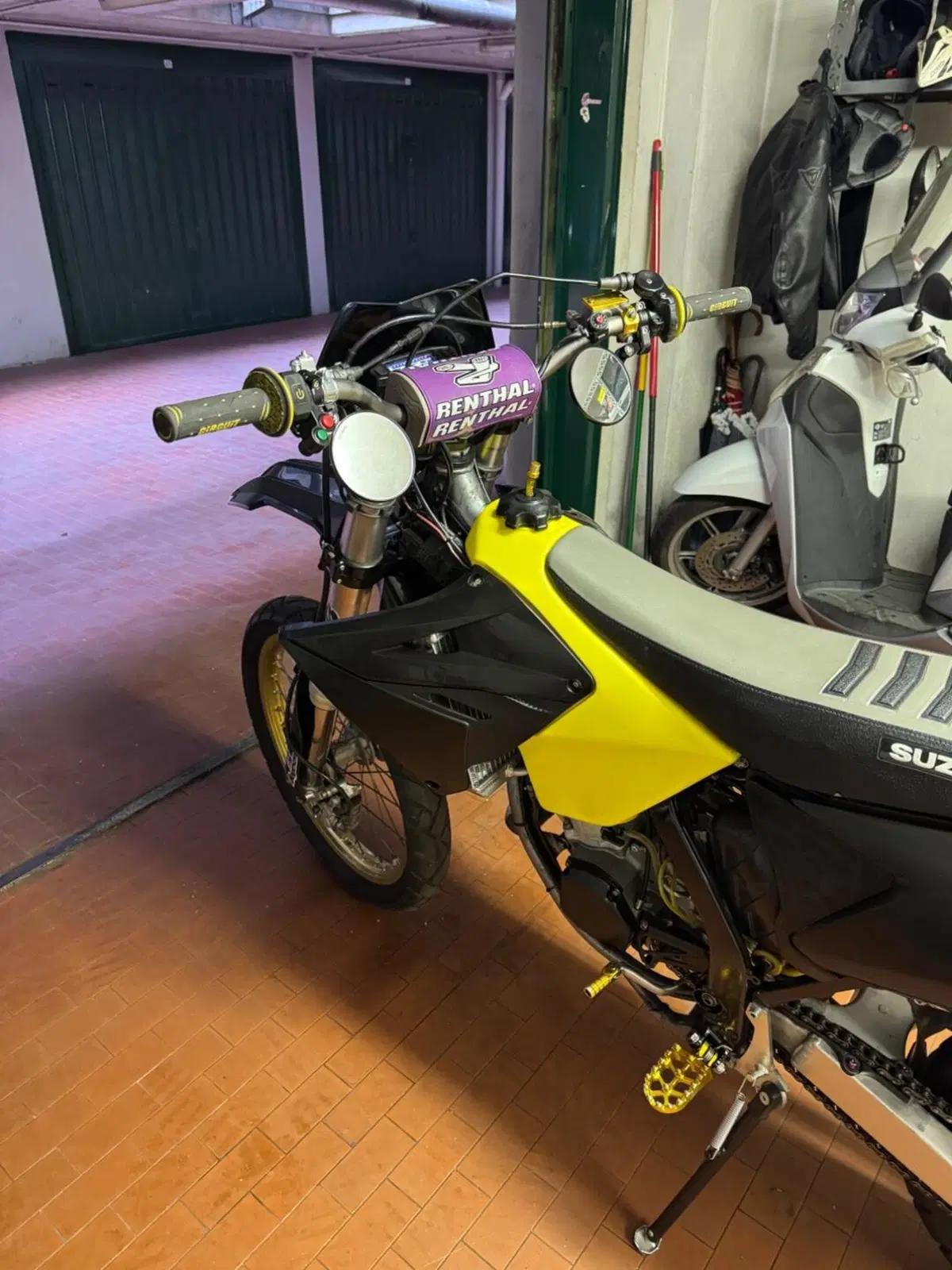 Suzuki RM 125 (2005 - 06) (2)