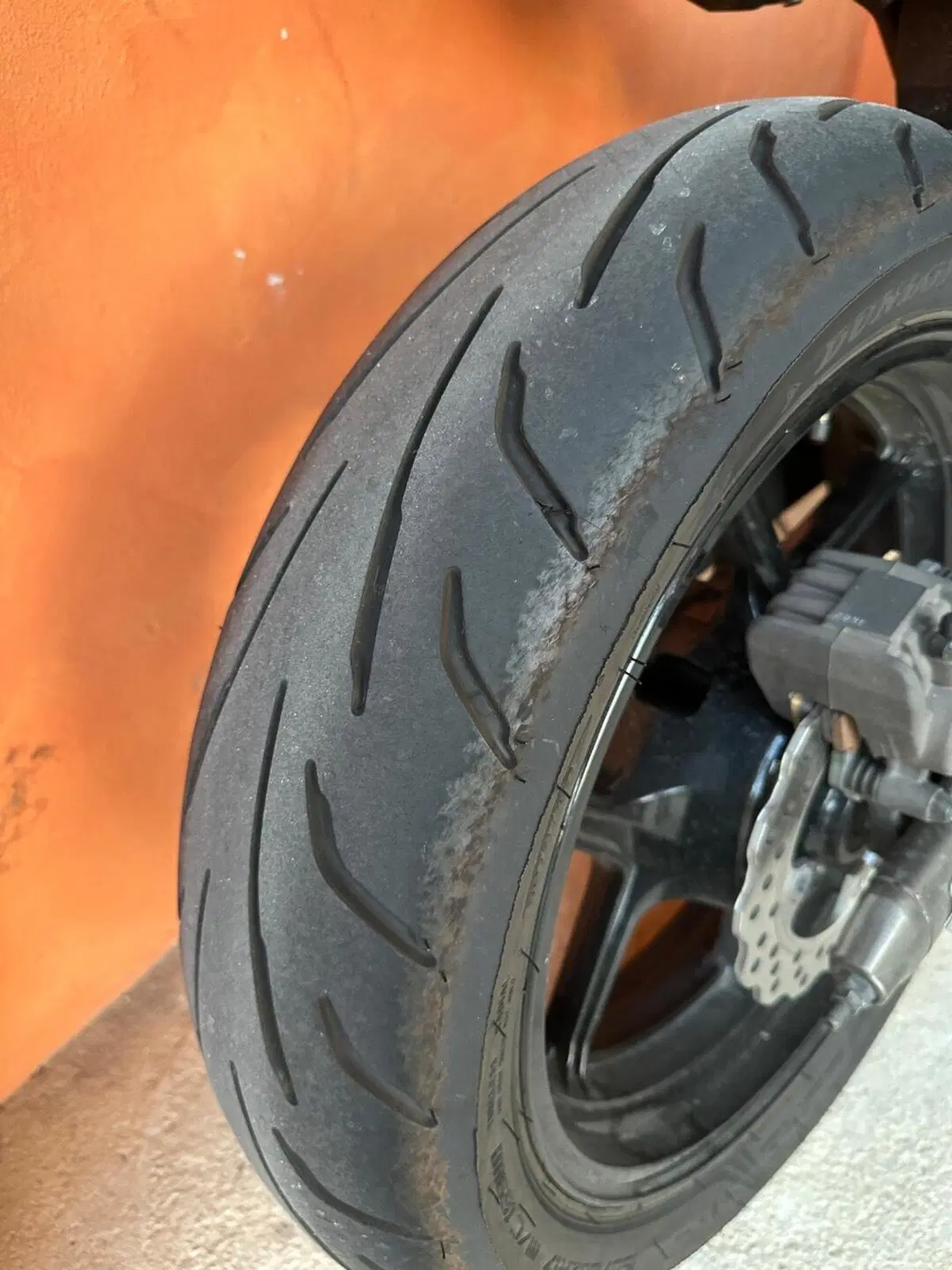 Kawasaki ER-6N (2009 - 11) (3)