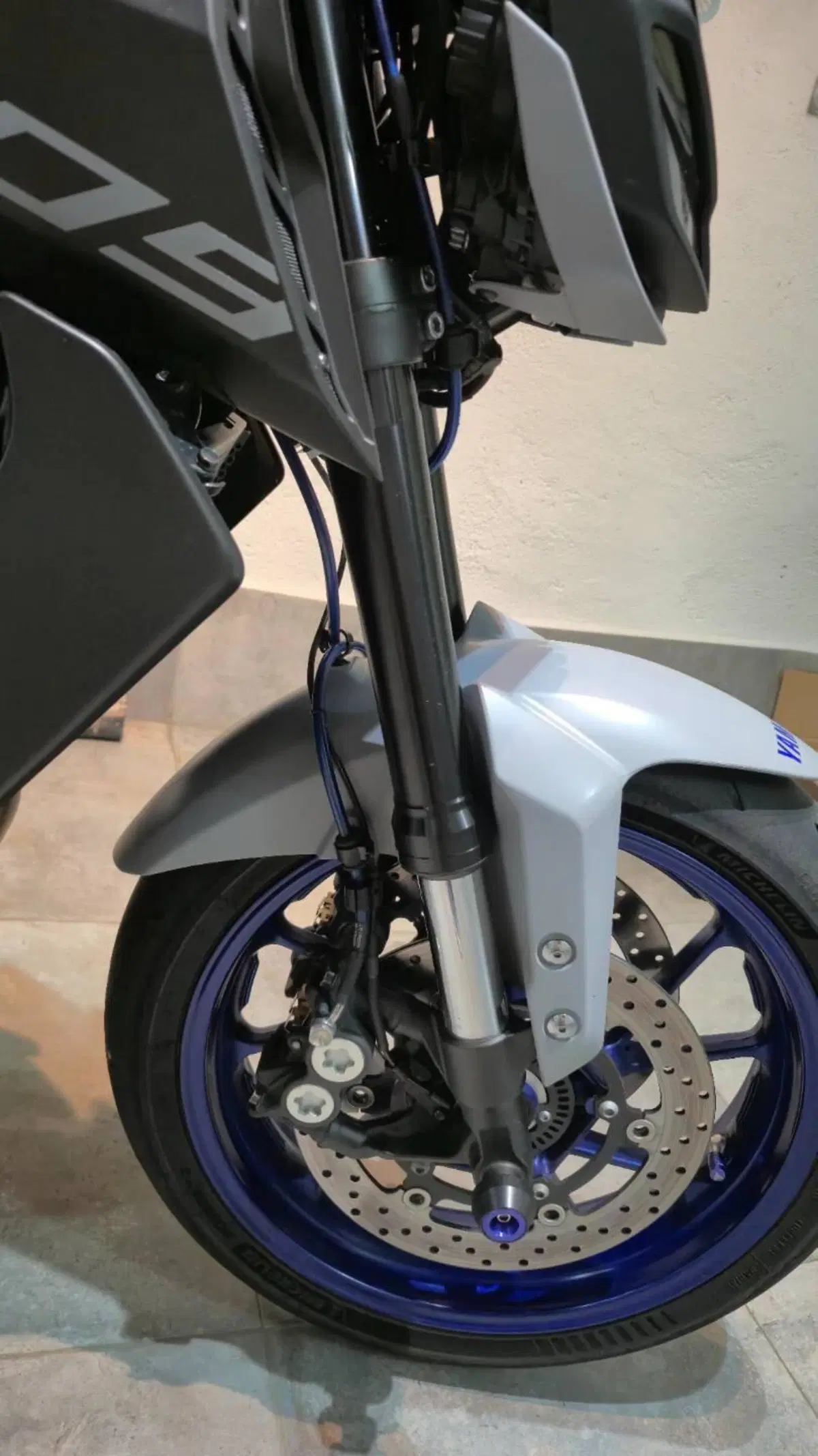 Yamaha MT-09 (2017 - 20) (8)