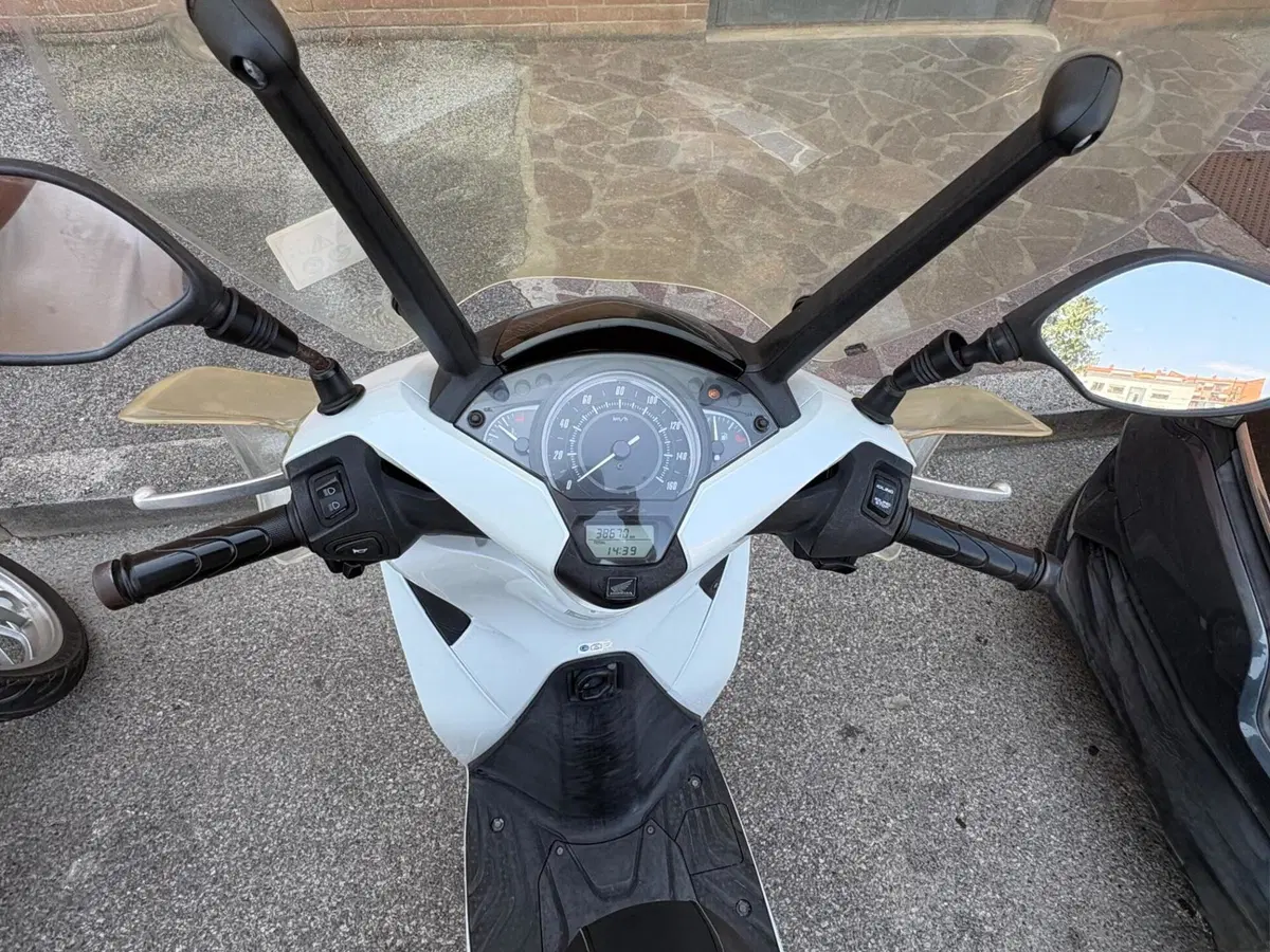 Honda SH 150i (2017 - 19) (7)