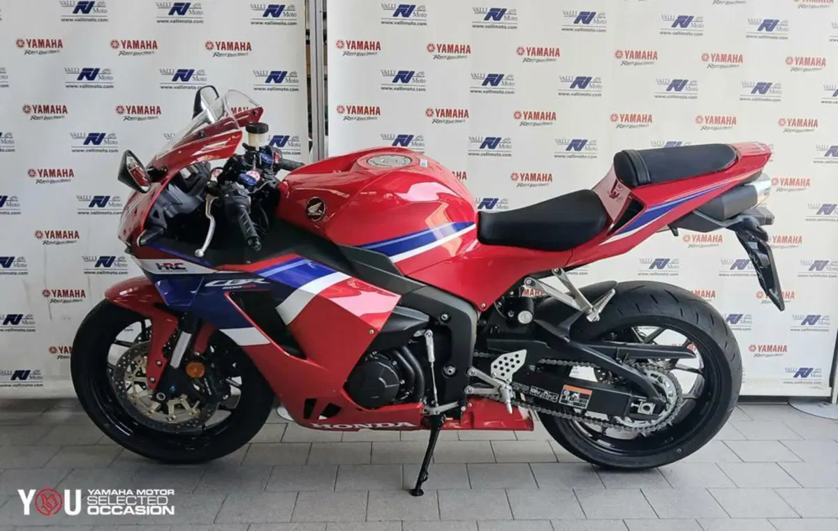 Honda CBR 600 RR (2024 - 26) (2)