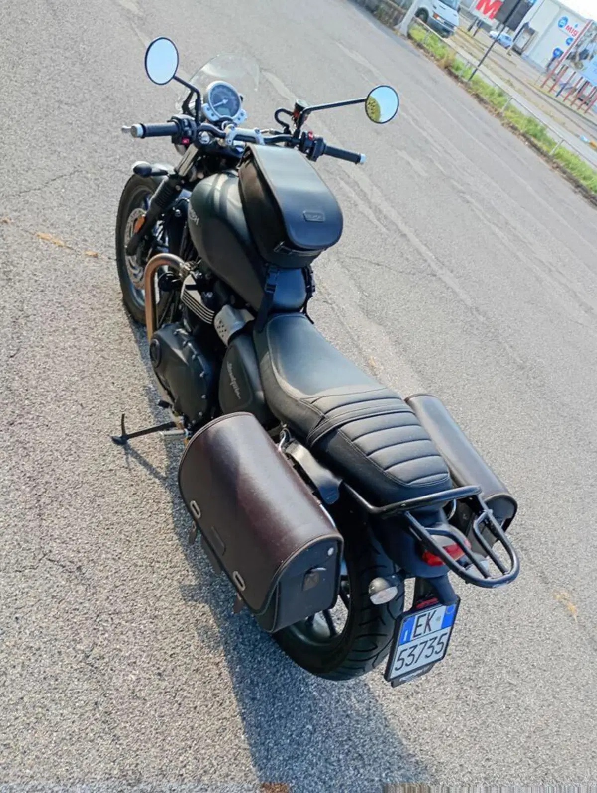 Triumph Street Twin 900 (2017 - 18) (4)