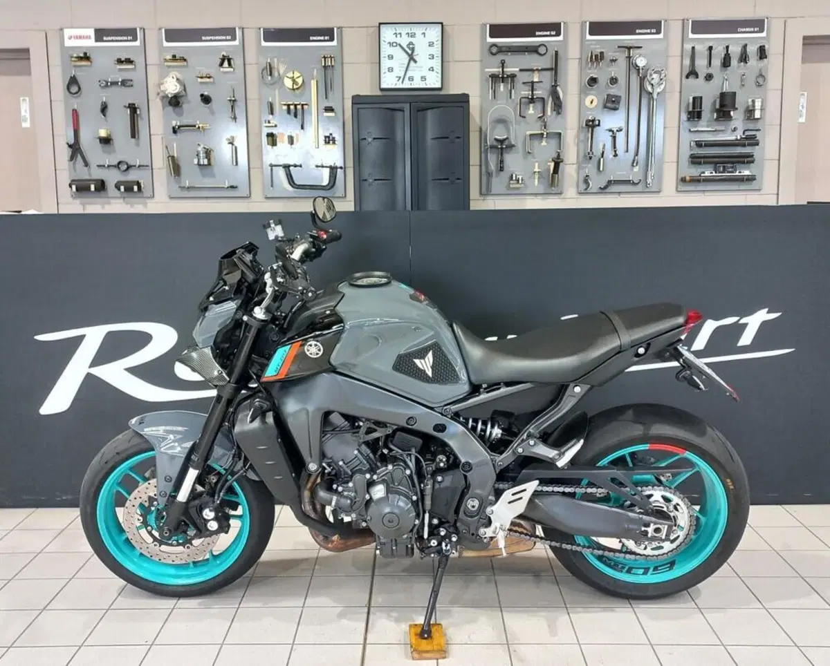 Yamaha MT-09 (2024 - 26) (2)