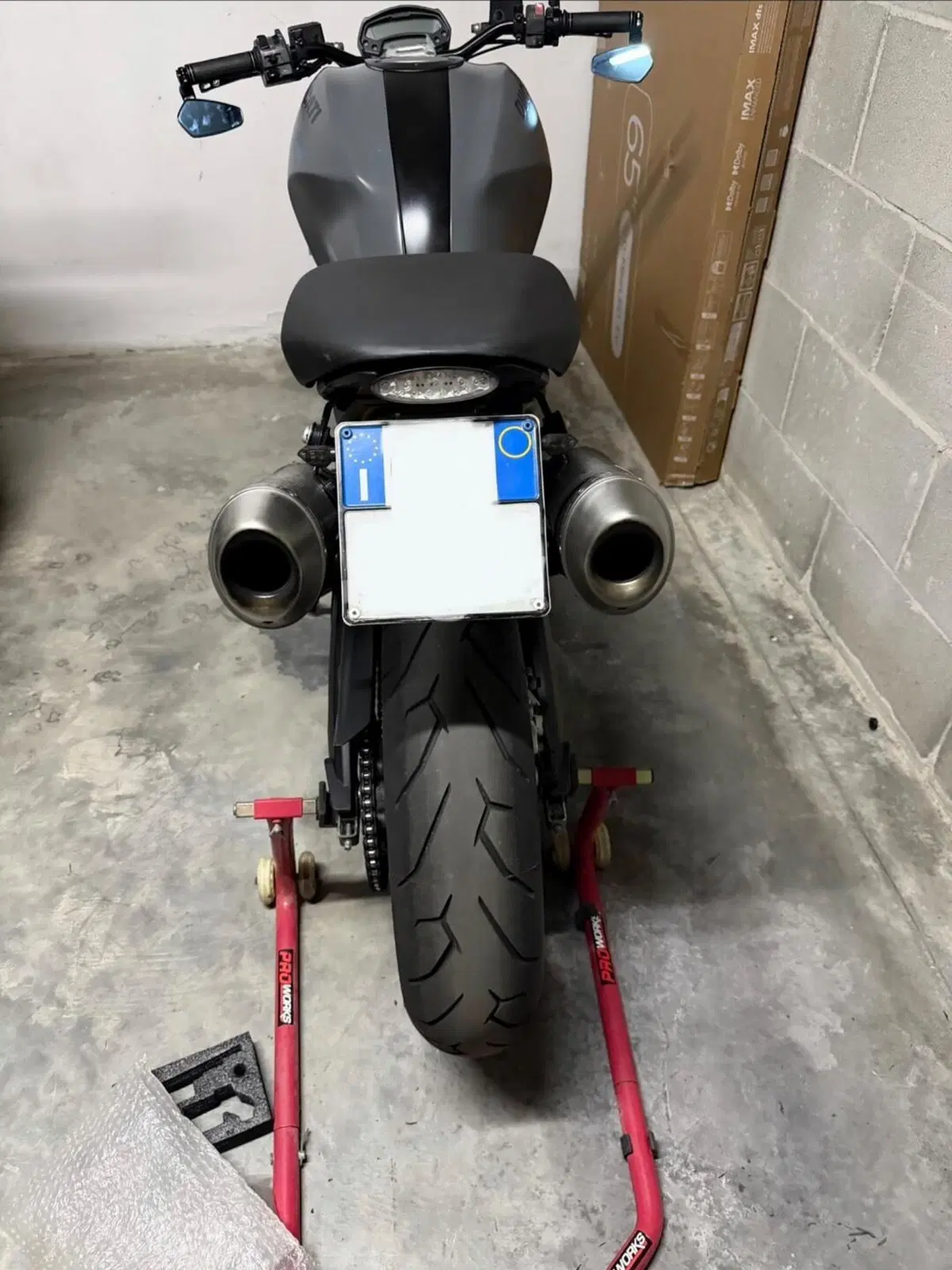 Ducati Monster 696 Plus (2007 - 14) (7)