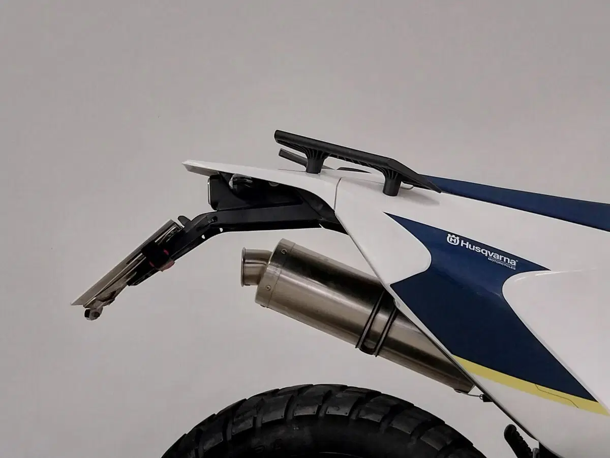 Husqvarna 701 Enduro (2017 - 19) (6)