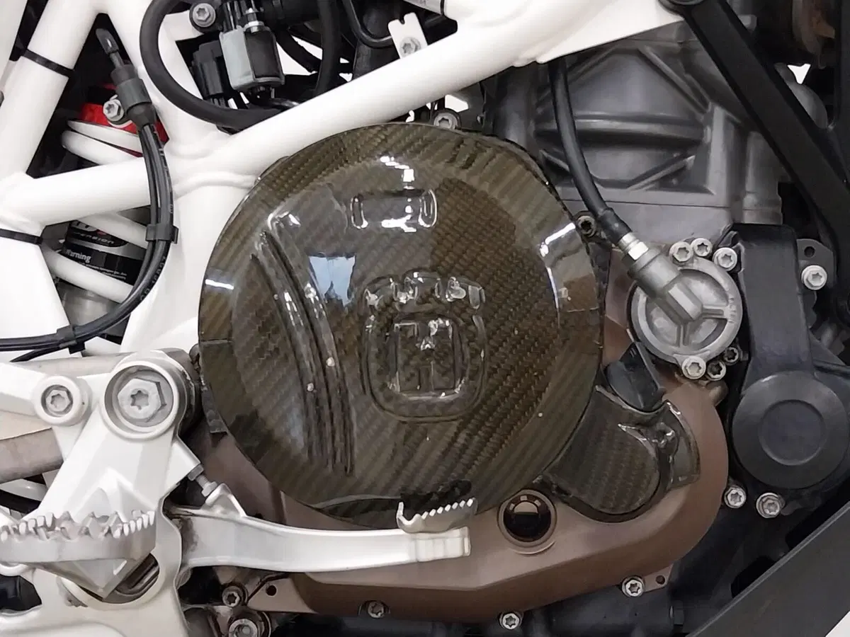 Husqvarna 701 Enduro (2017 - 19) (12)