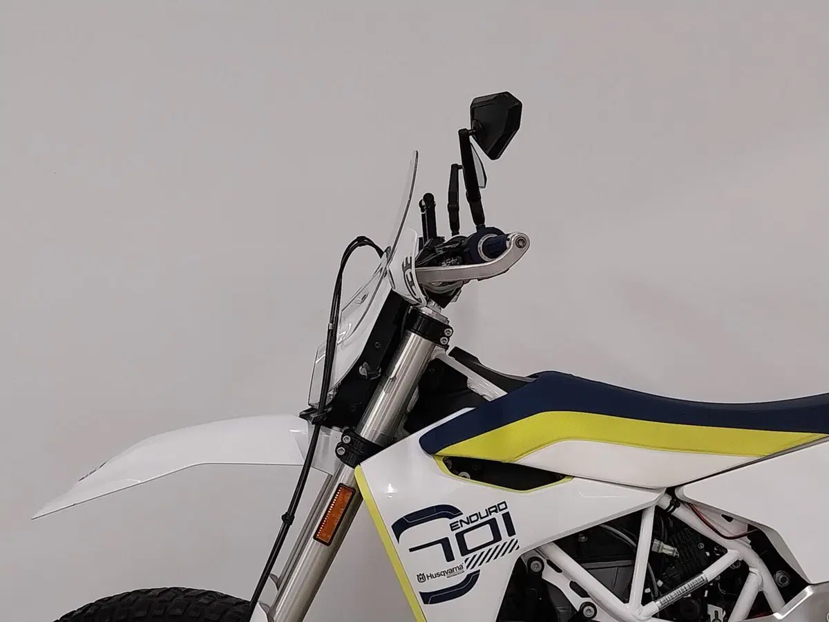 Husqvarna 701 Enduro (2017 - 19) (14)