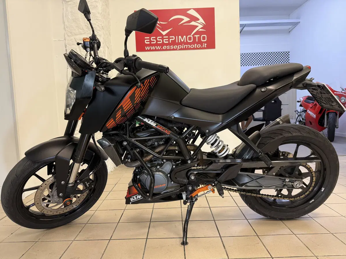 KTM 125 Duke ABS (2013 - 16) (2)