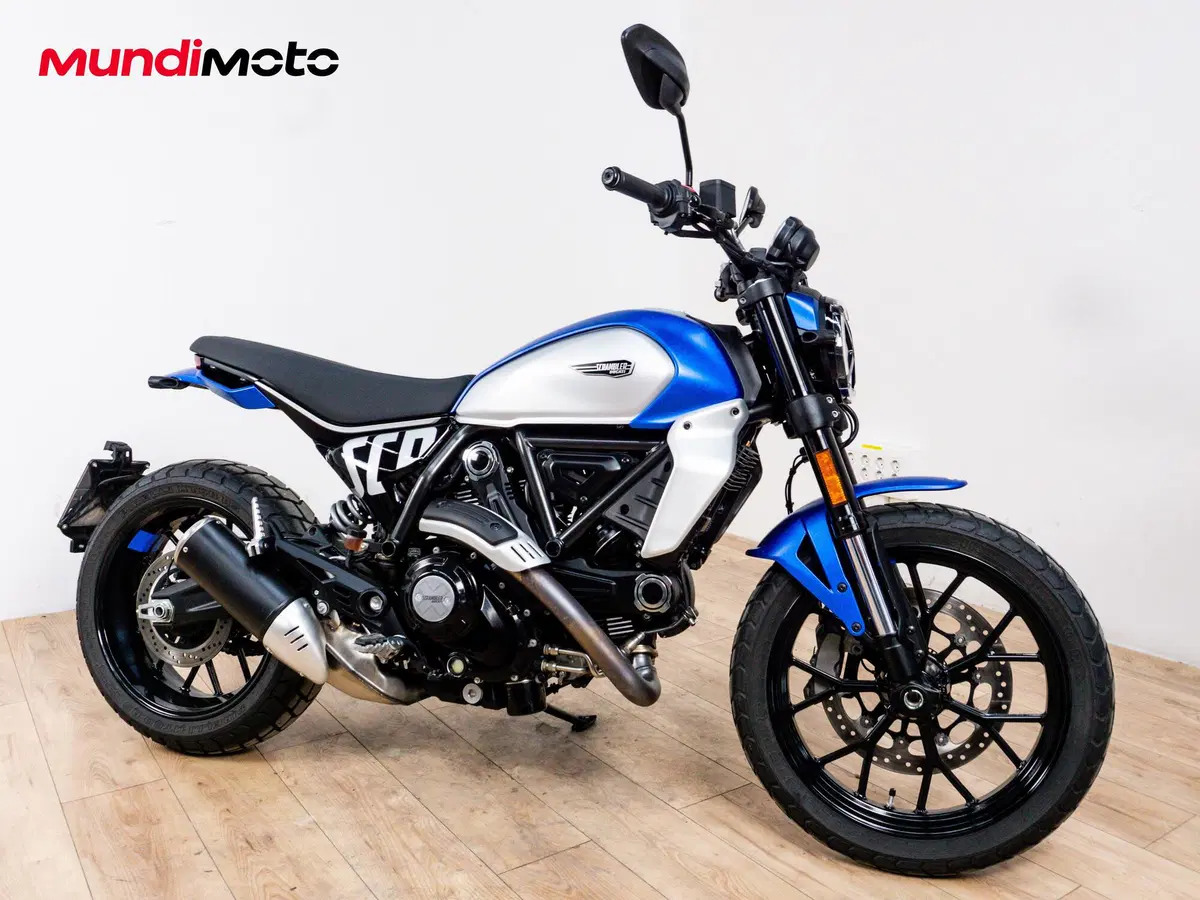 Ducati Scrambler 800 Icon Dark (2025 - 26) (2)