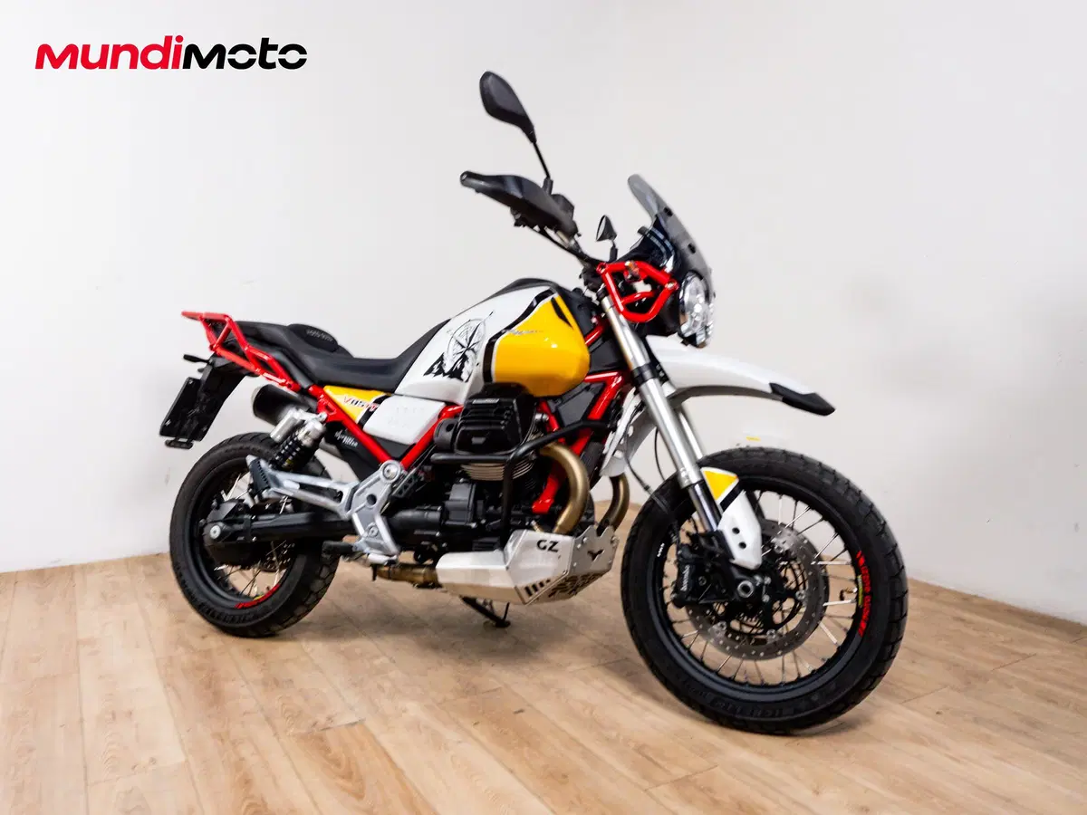 Moto Guzzi V85 TT Evocative Graphics (2019 - 20) (2)