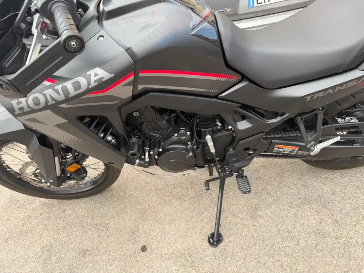 Honda Transalp XL750 (2026) (10)