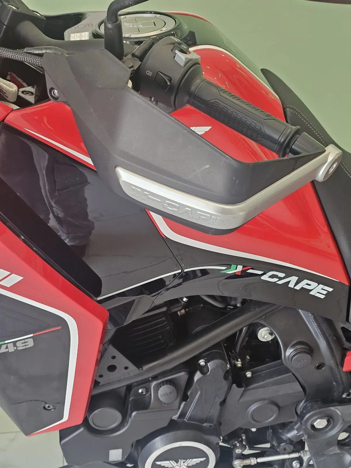 Moto Morini X-Cape 650 (2021 - 26) (6)