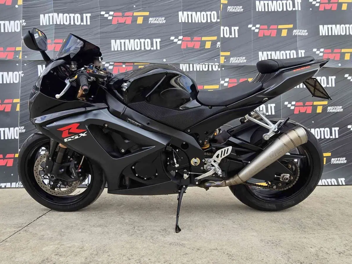 Suzuki GSX-R1000 (2006 - 08) (2)