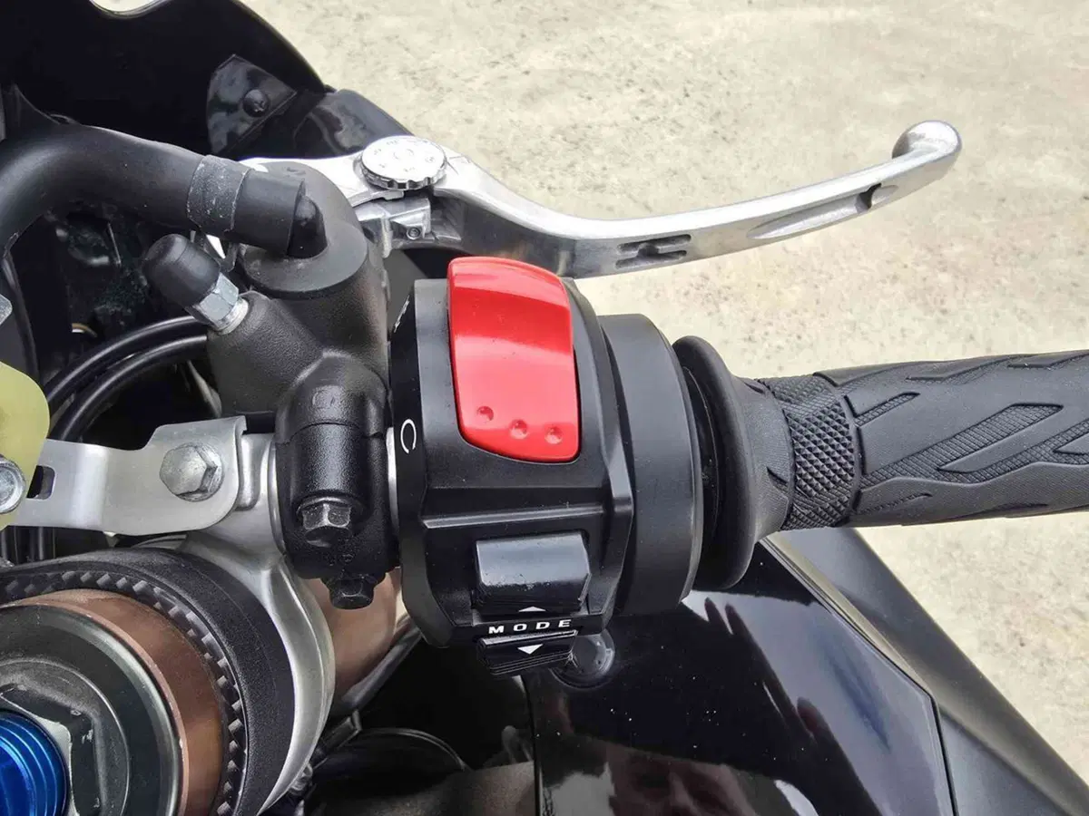 Suzuki GSX-R1000 (2006 - 08) (28)