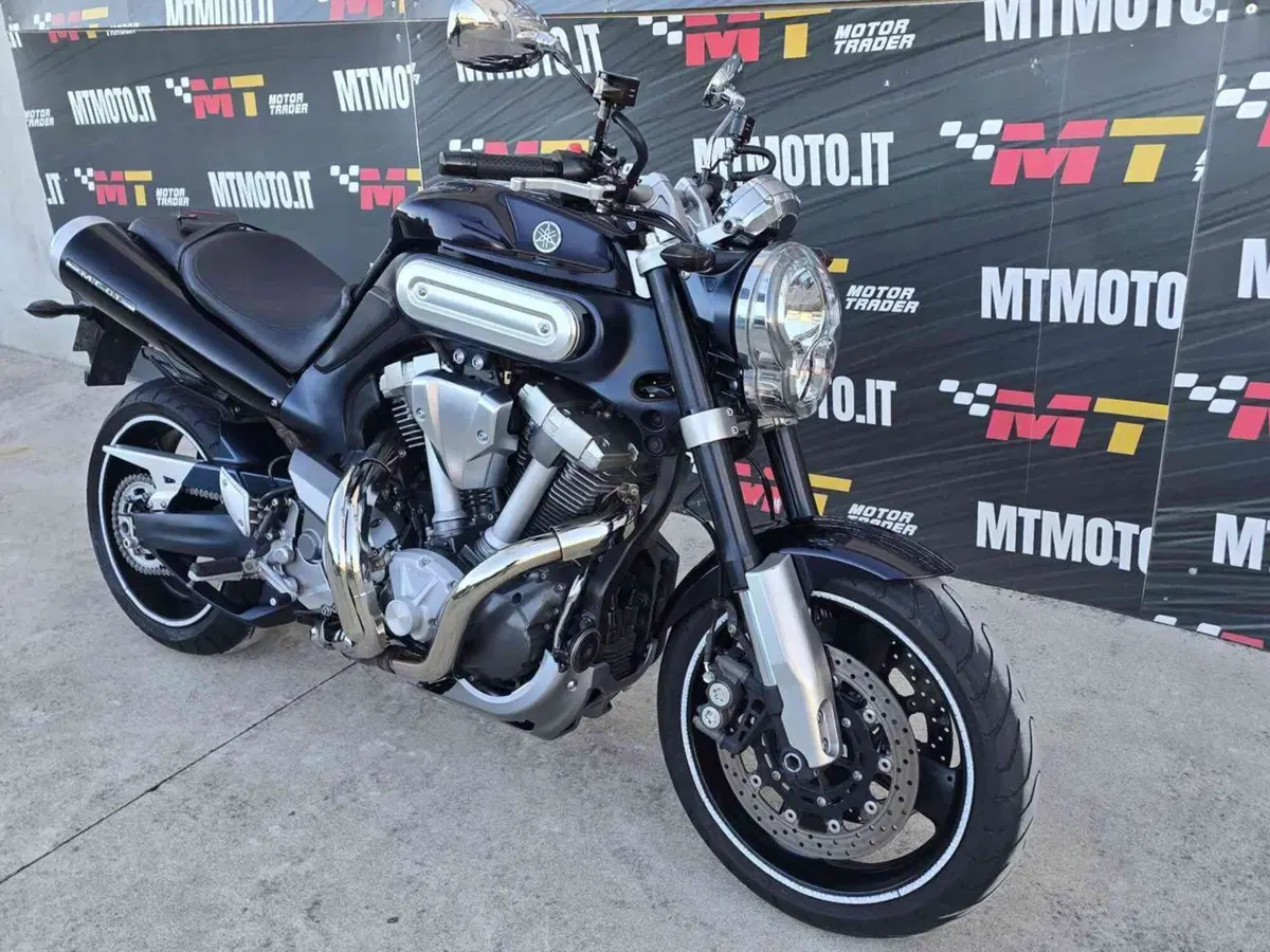Yamaha MT-01 (2005- 11) (6)
