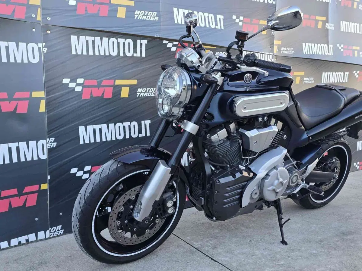 Yamaha MT-01 (2005- 11) (3)