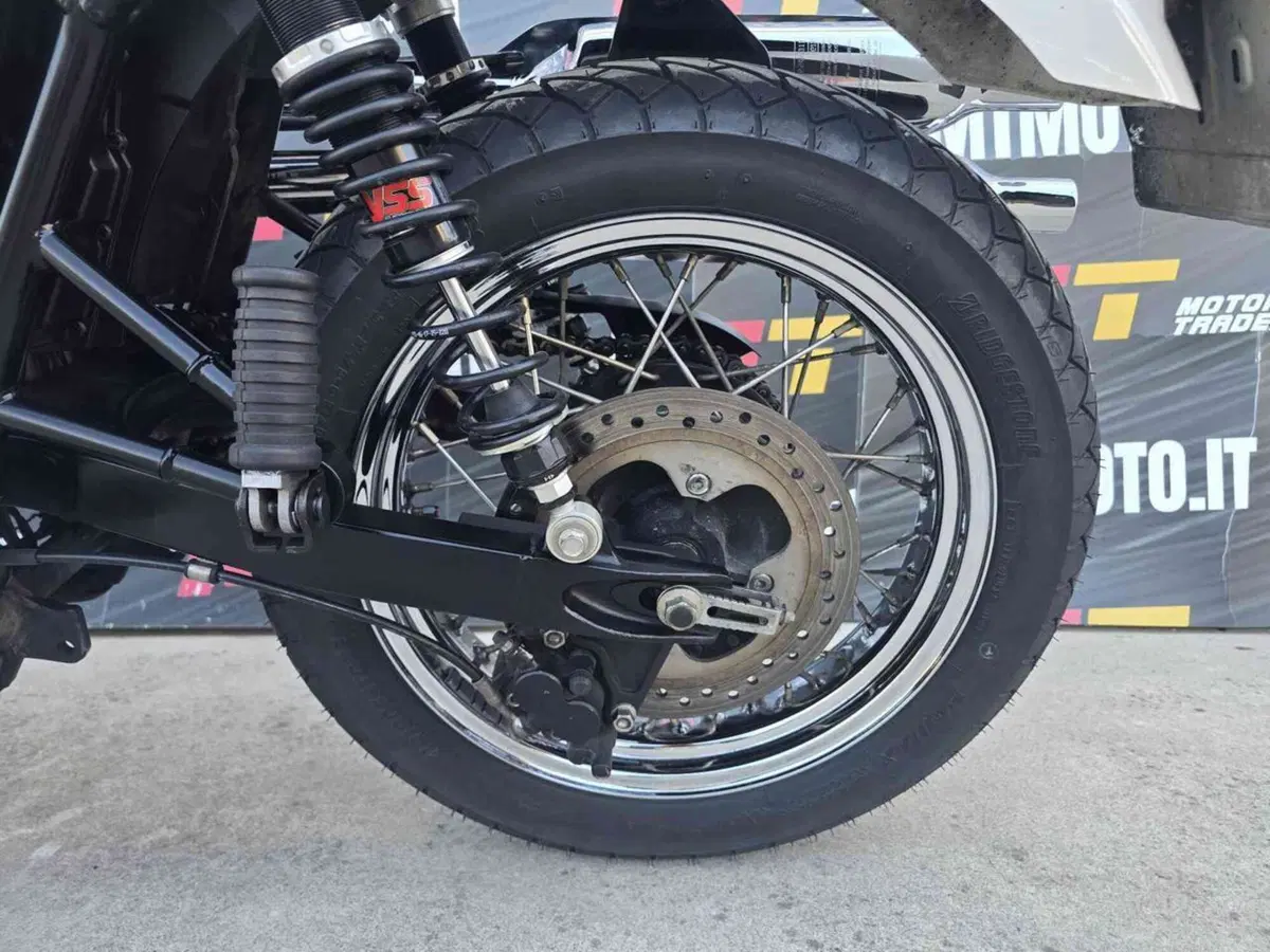Triumph Scrambler (2006 - 17) (13)