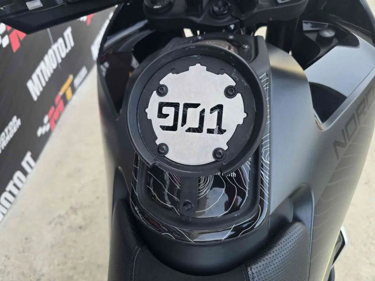 Husqvarna Norden 901 (2022 - 26) (10)