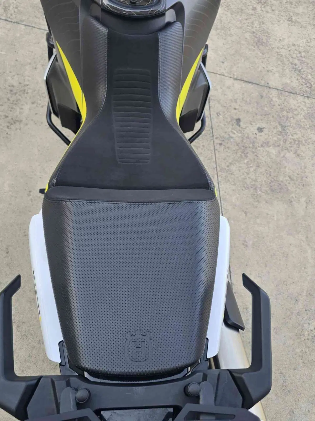 Husqvarna Norden 901 (2022 - 26) (11)