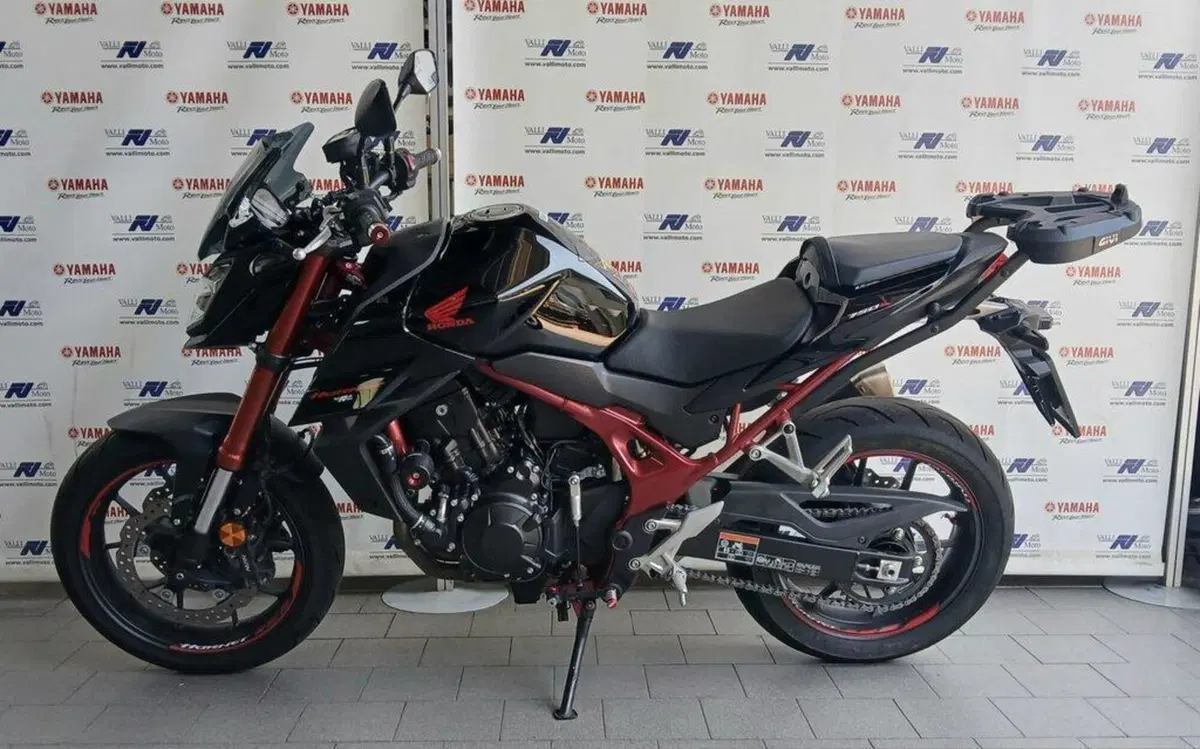 Honda CB 750 Hornet (2023 - 24) (2)