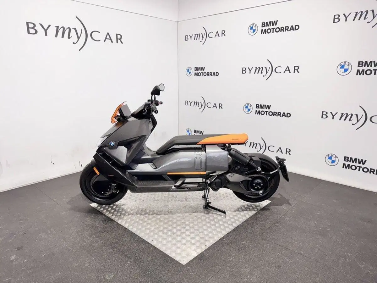 Bmw CE 04 (2021 - 25) (9)