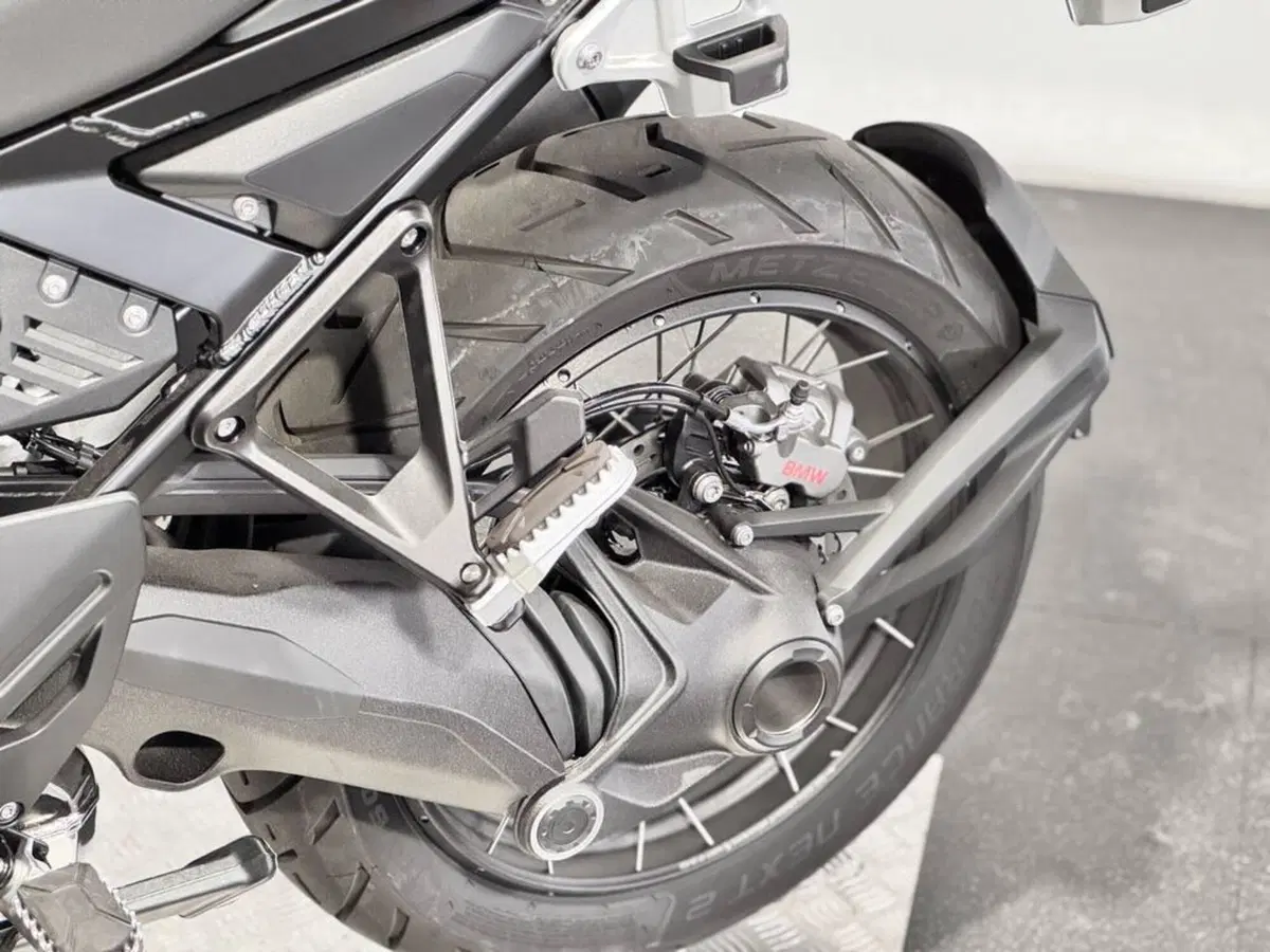 Bmw R 1300 GS Adventure Trophy (2025 - 26) (7)