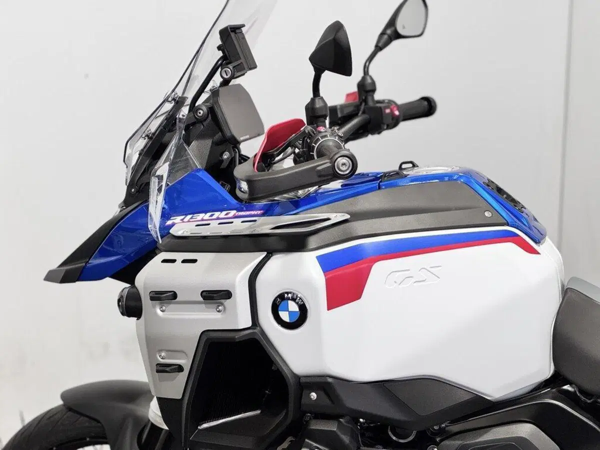 Bmw R 1300 GS Adventure Trophy (2025 - 26) (5)