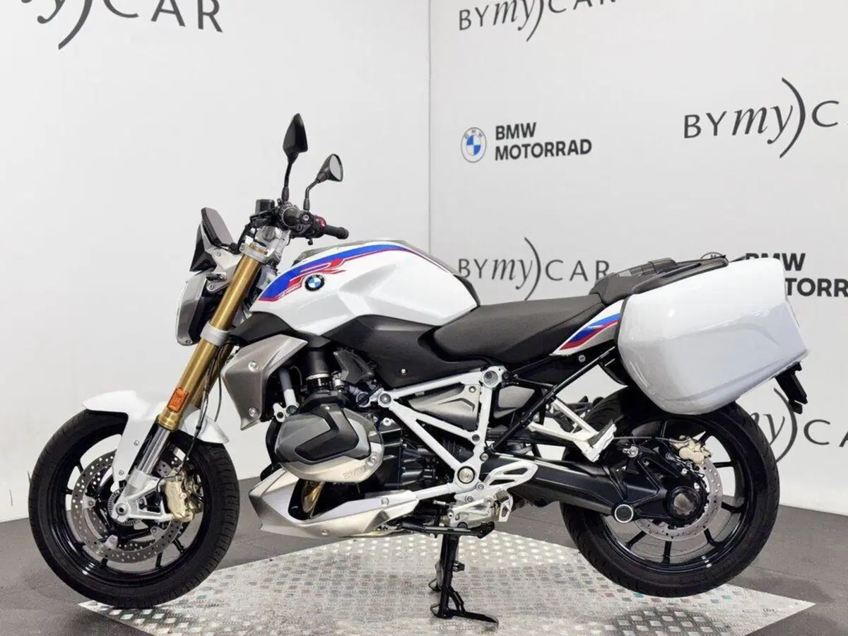 Bmw R 1250 R (2021 - 25) (2)