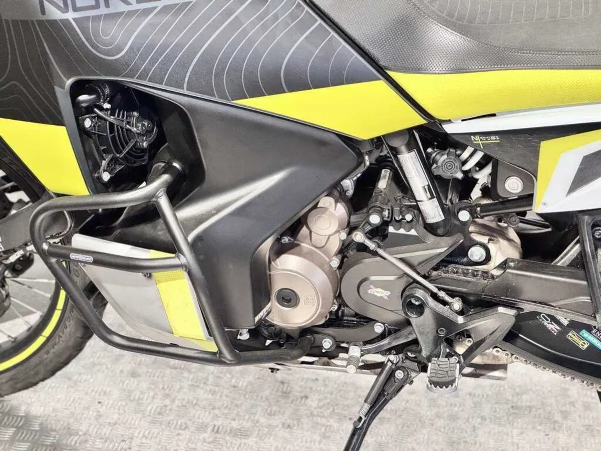 Husqvarna Norden 901 (2022 - 26) (5)