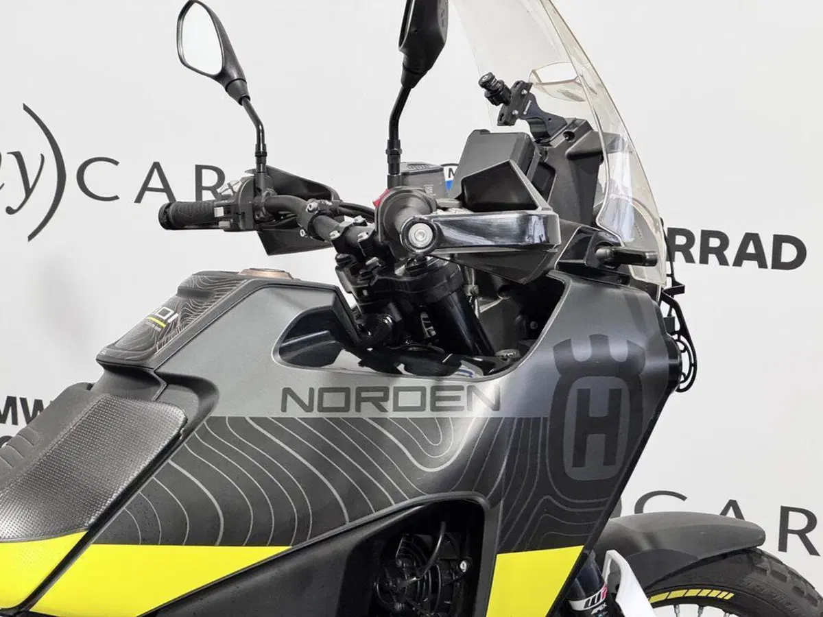 Husqvarna Norden 901 (2022 - 26) (12)