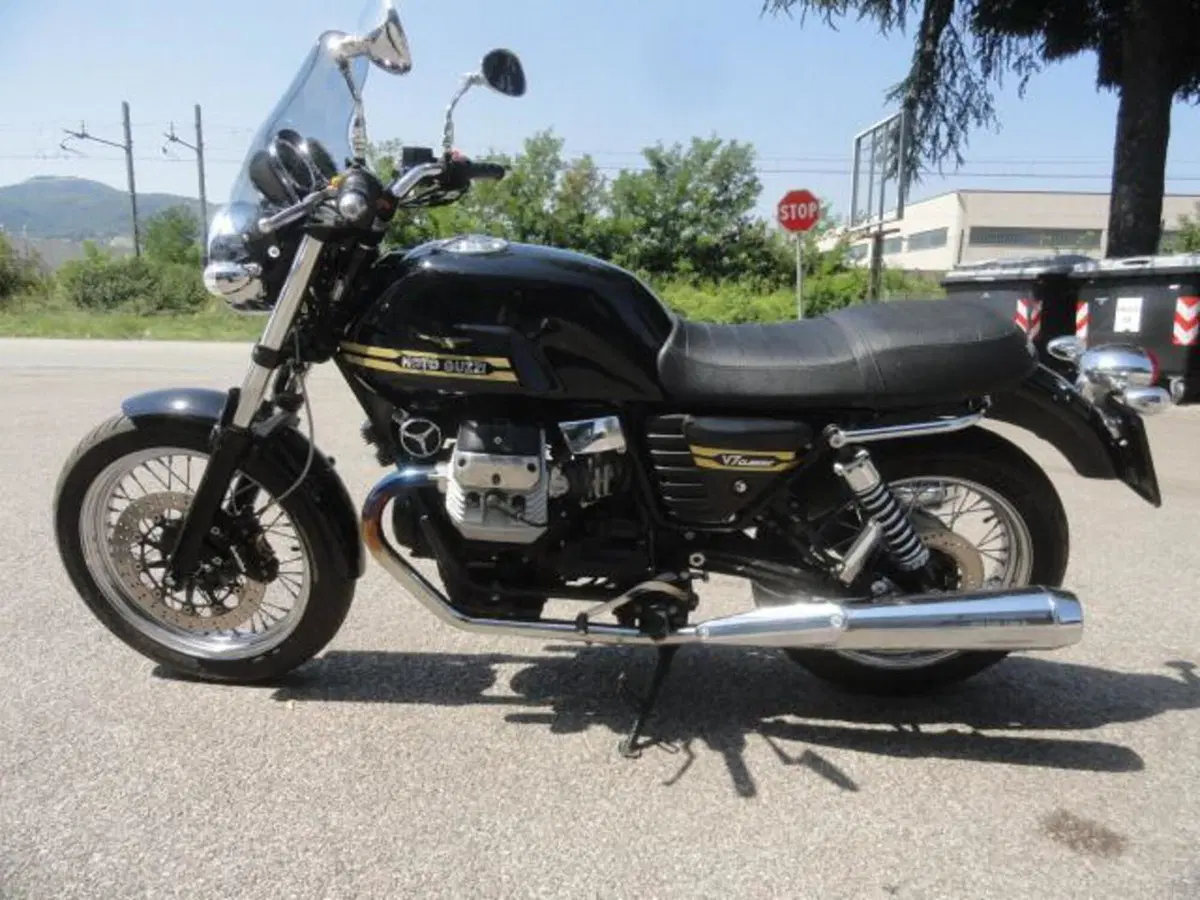 Moto Guzzi V7 Classic (2008 - 12) (5)