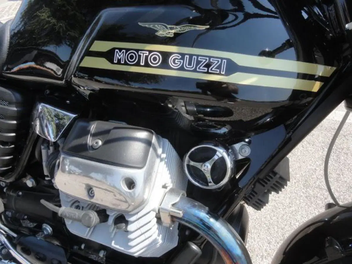 Moto Guzzi V7 Classic (2008 - 12) (10)