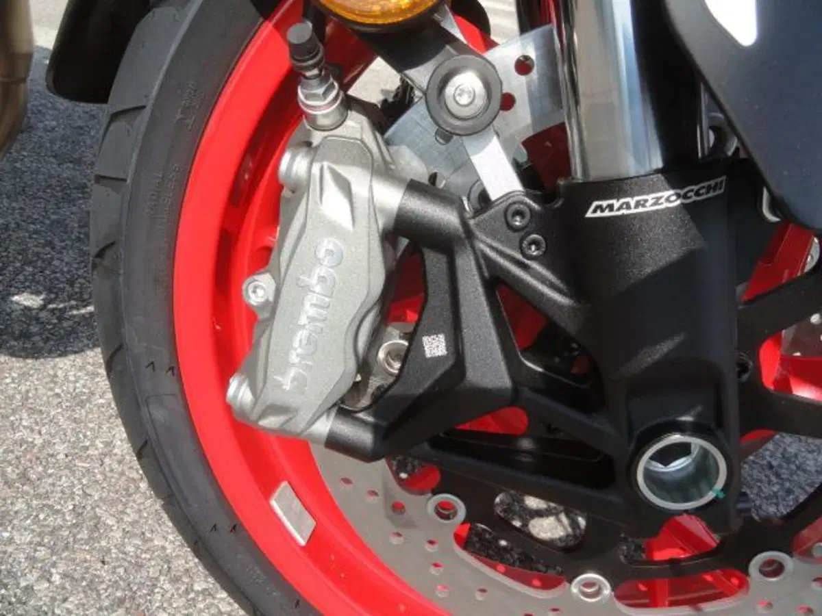 Benelli TRK 902 Stradale (2026) (10)