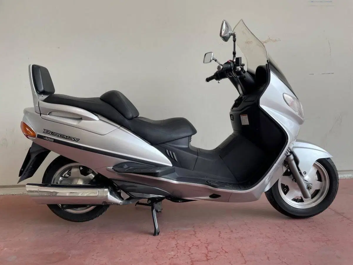 Suzuki Burgman  (4)