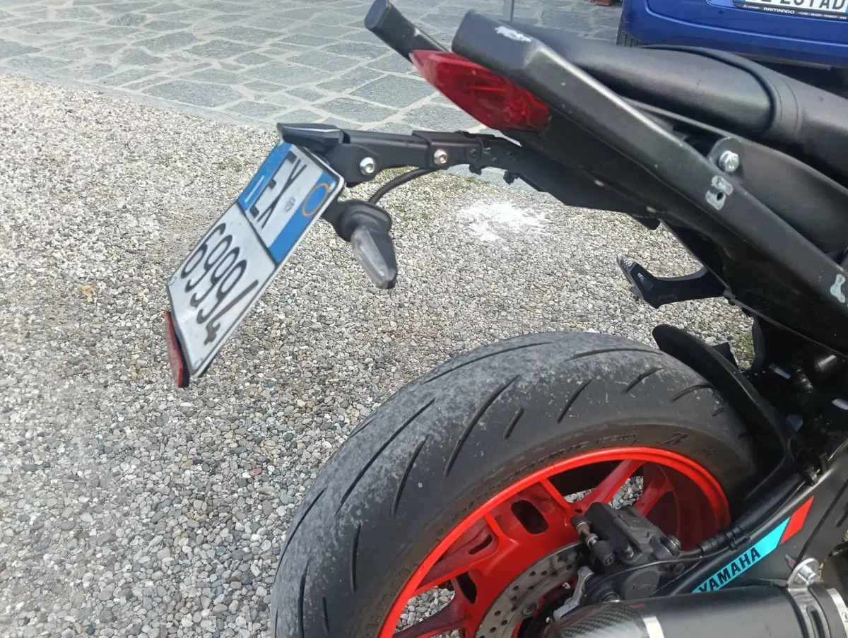 Yamaha MT-09 (2021 - 23) (5)