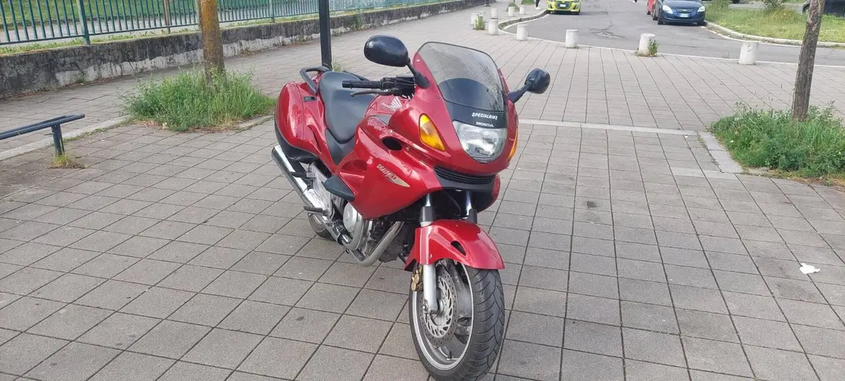 Honda Deauville 650 (1998 - 01) (3)