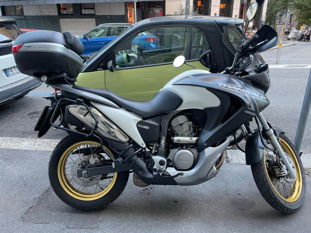 Honda Transalp XL 700 V (2007 - 2013) (6)