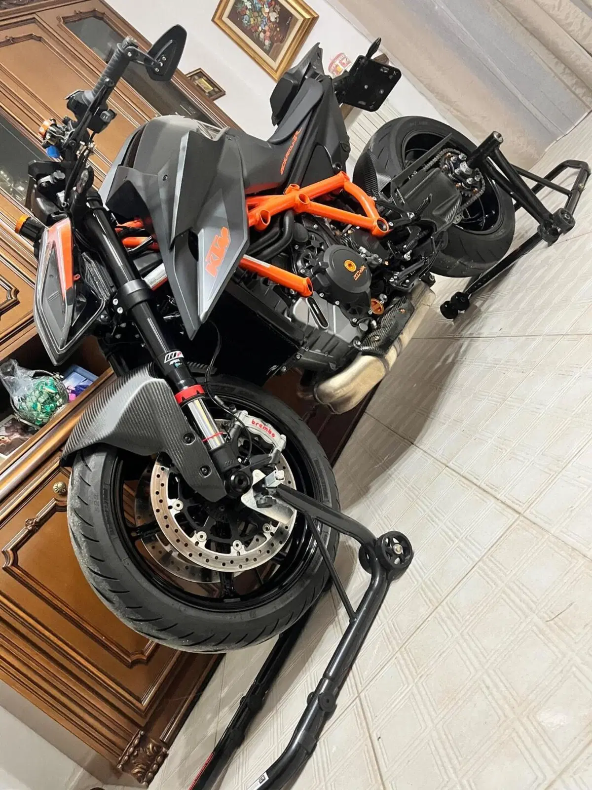 KTM 1290 Super Duke R (2021)