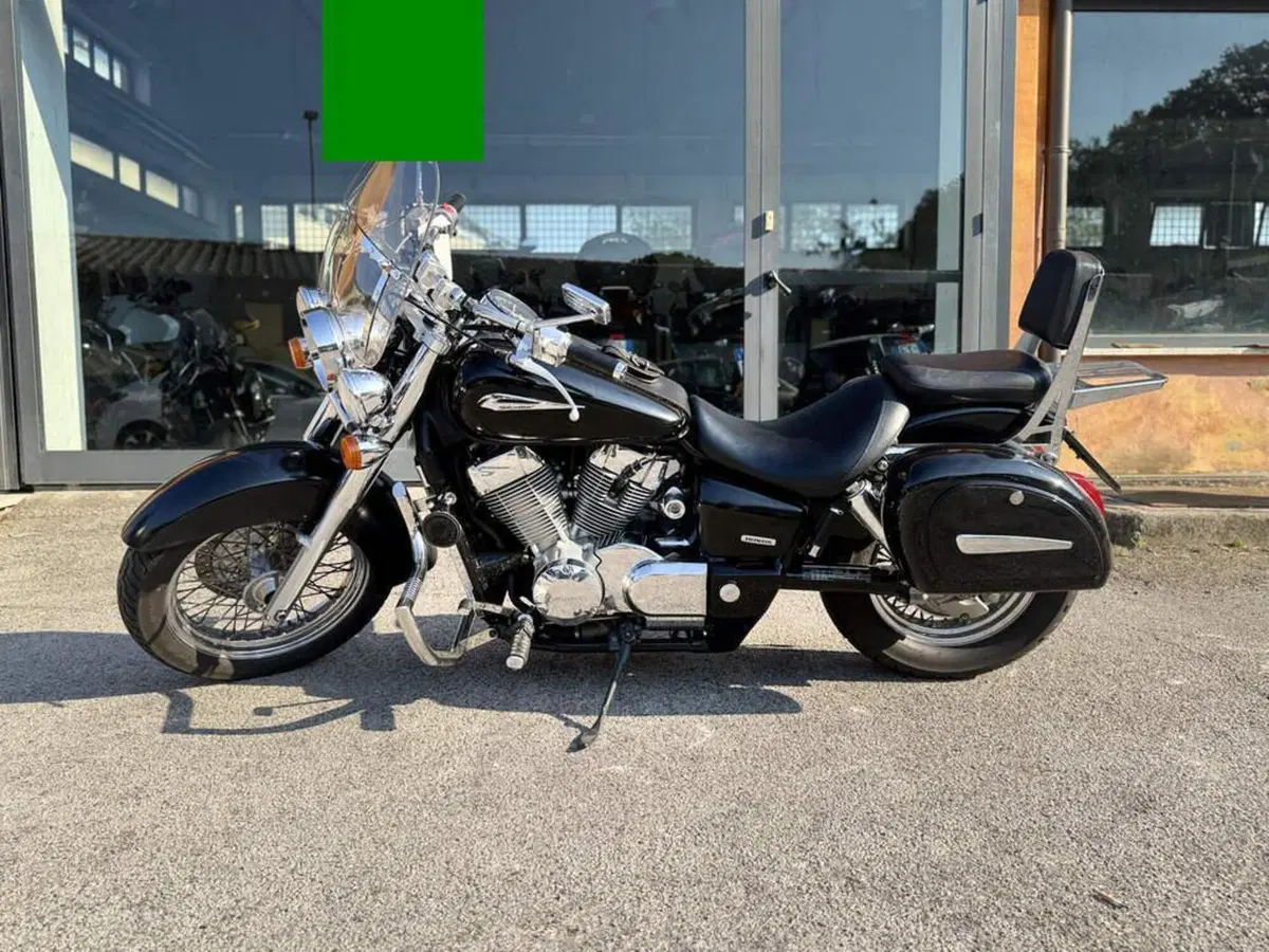 Honda VT 750 Shadow Spirit (4)
