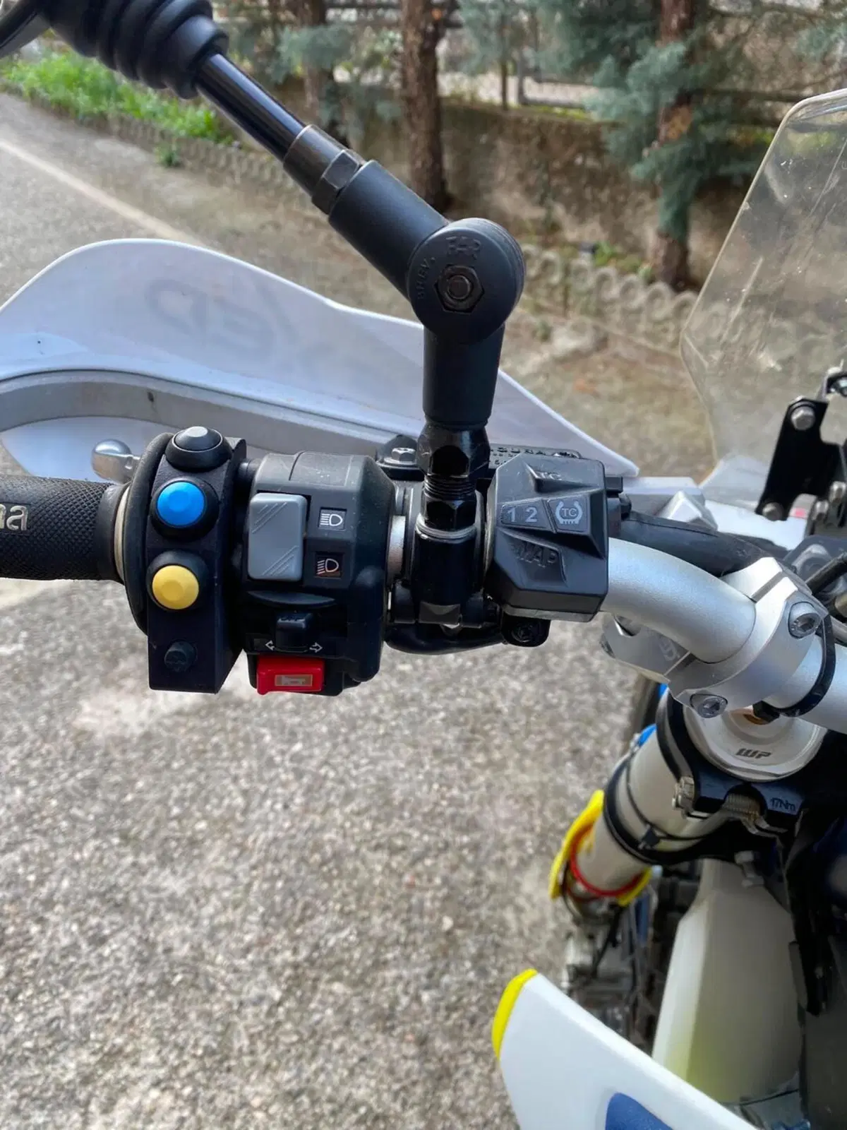 Husqvarna 701 Enduro (2021) (4)