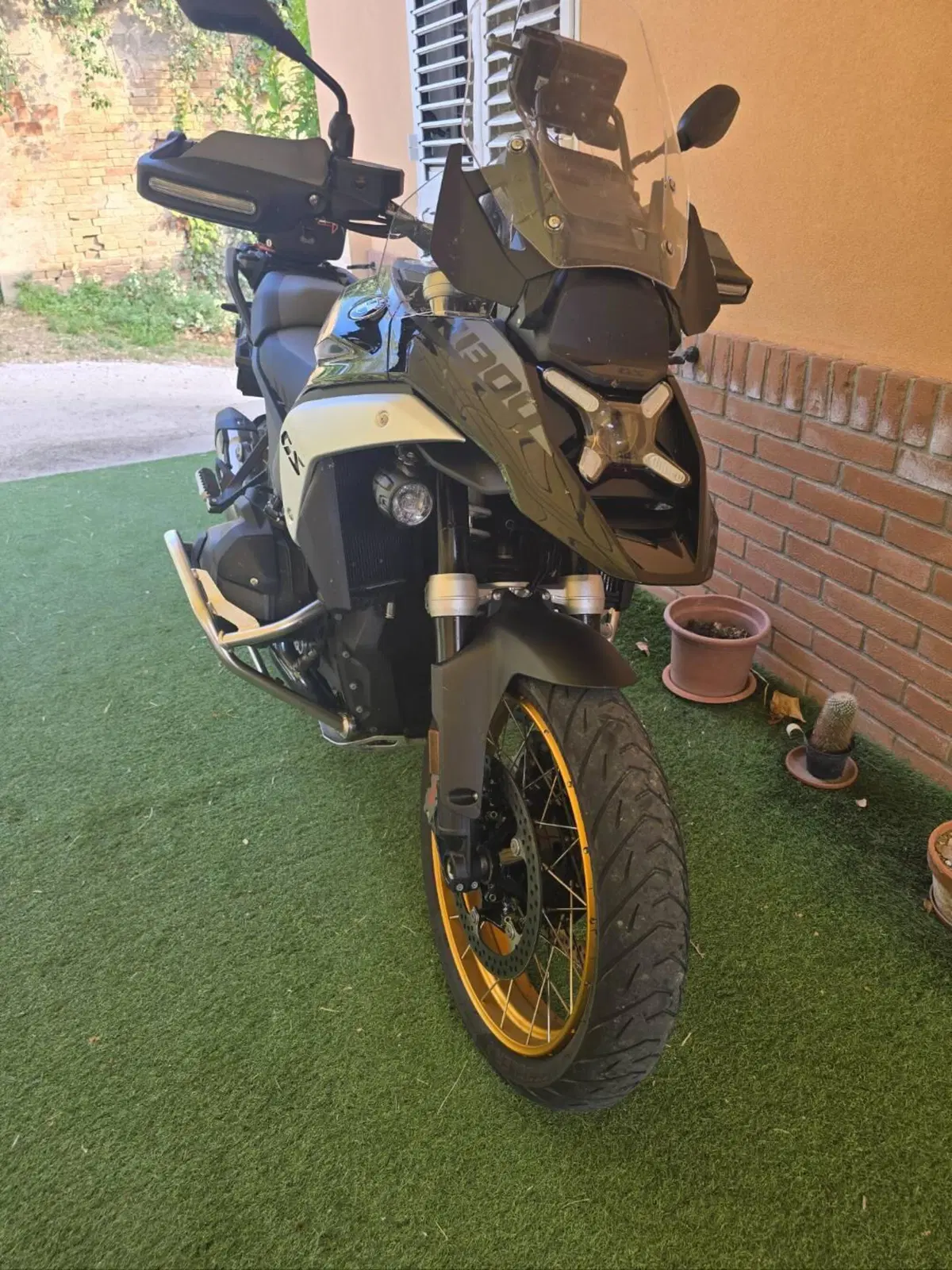 Bmw R 1300 GS Triple Black (2023 - 26) (4)
