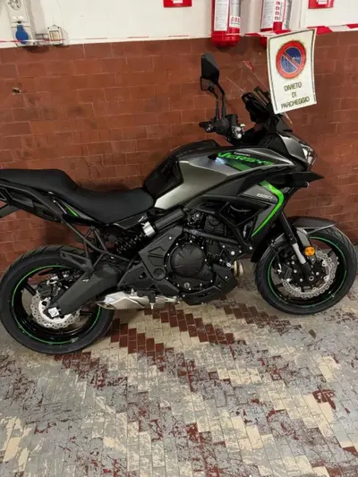 Kawasaki Versys 650 (2025 - 26) usata