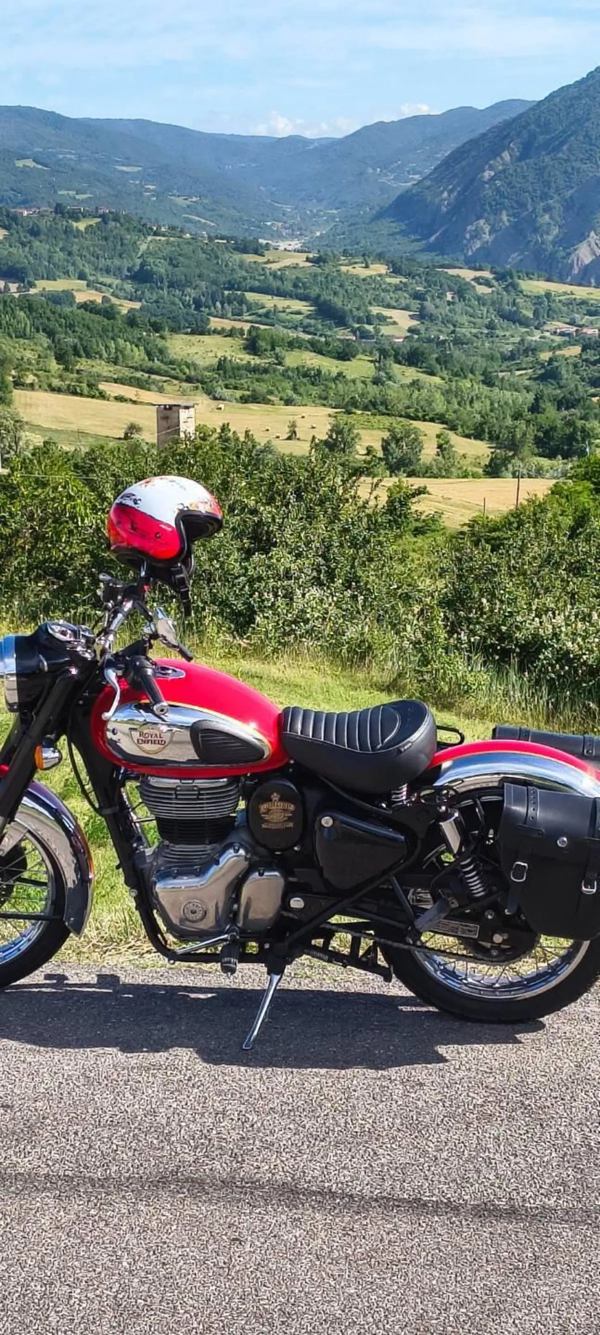 Royal Enfield Classic 350 (2021 - 26) (2)