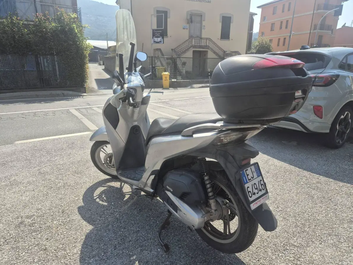 Honda SH 150i ABS (2013 - 16) (9)