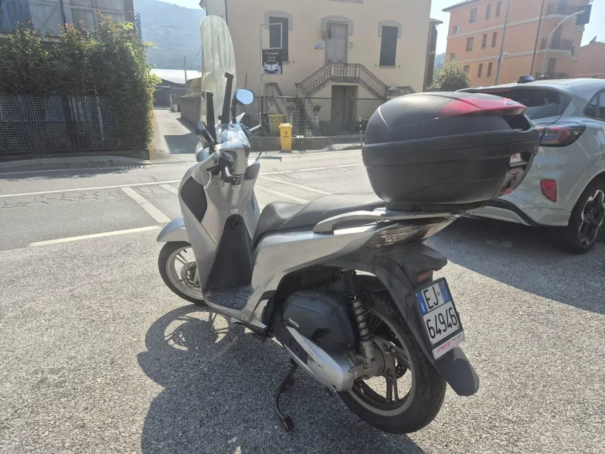 Honda SH 150i ABS (2013 - 16) (10)
